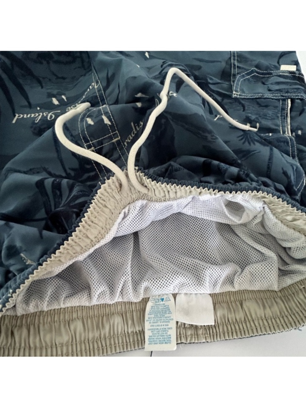 Men’s Tropical Swim Trunk Shorts in Size S Waist 28/30 - Brand: Sand N Sun - Picture 11 of 16